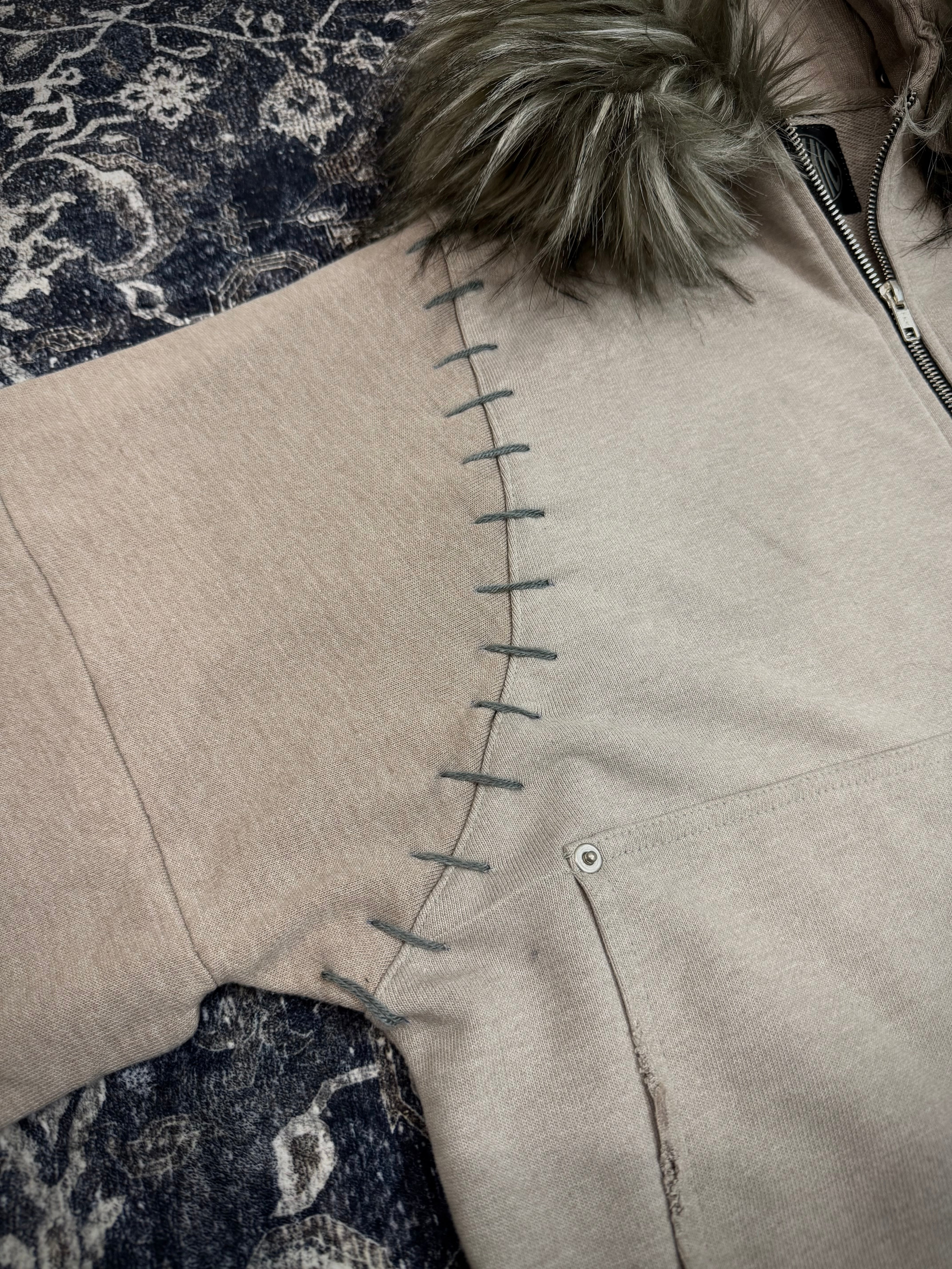REM ZIP-UP