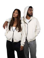 ESSENTIAL ZIP-UP