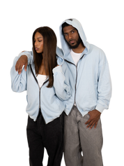 ESSENTIAL ZIP-UP